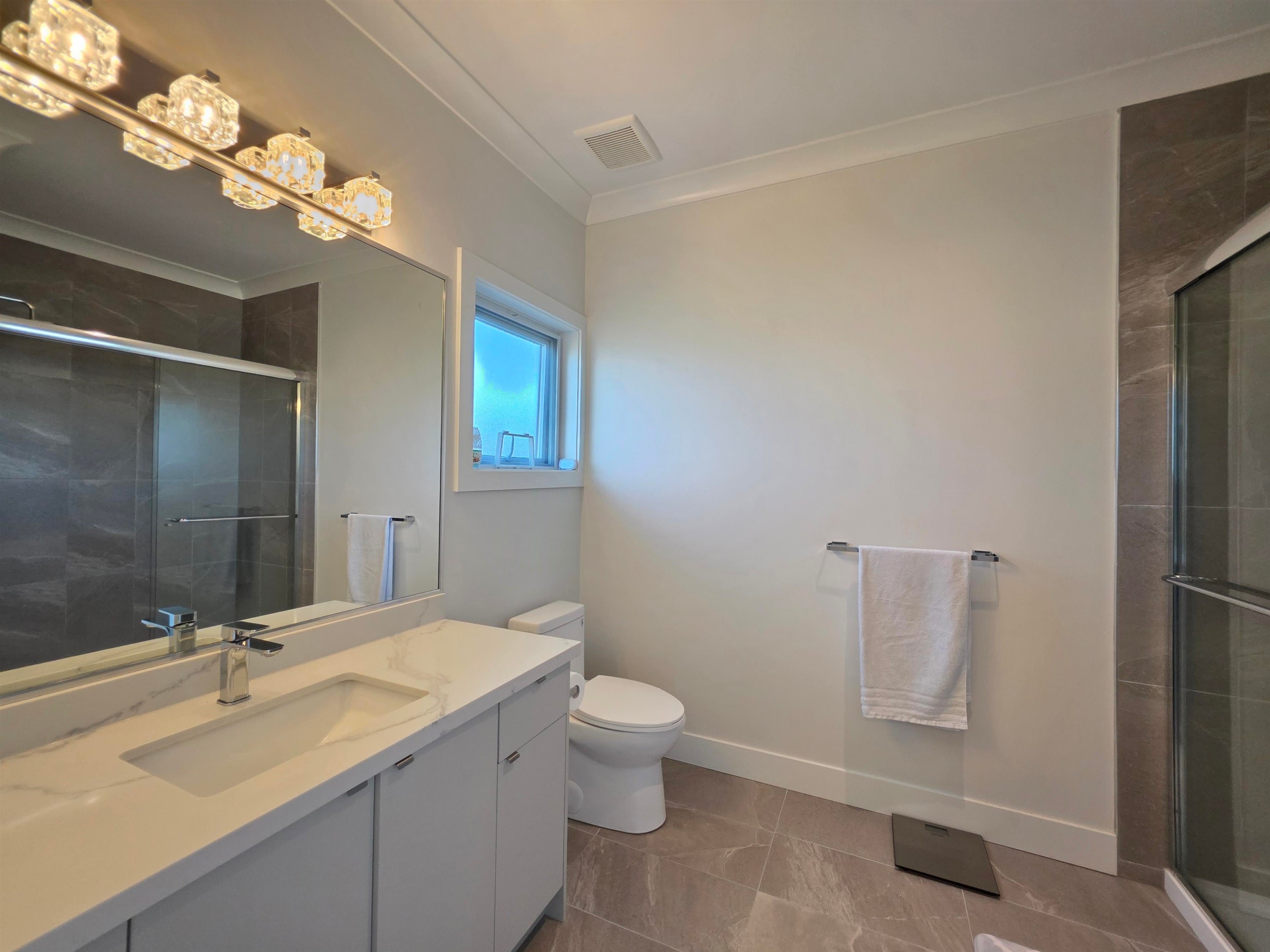 17-9680 Williams Road, Richmond, BC - Indoor Photo Showing Bathroom