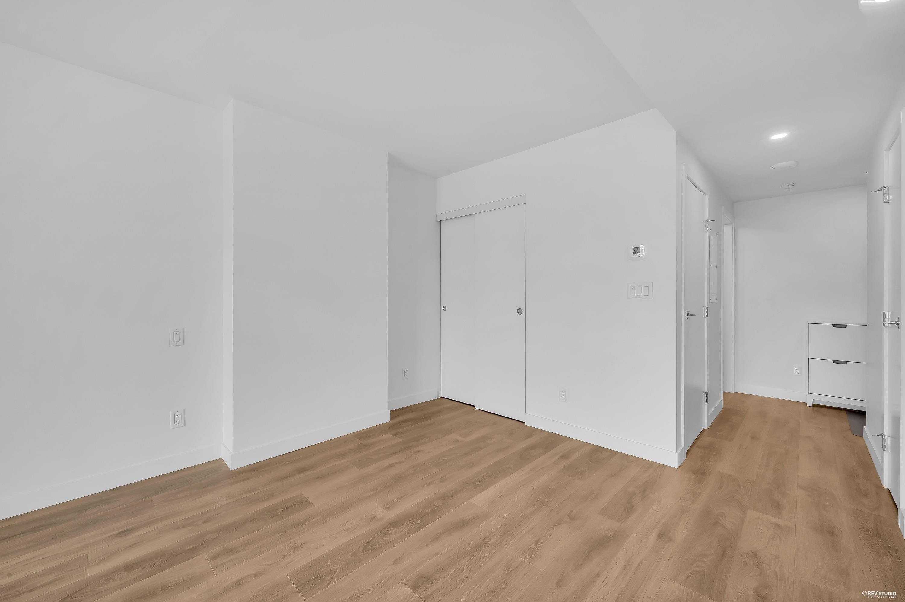 910-318 Alderson Avenue, Coquitlam, BC - Indoor Photo Showing Other Room