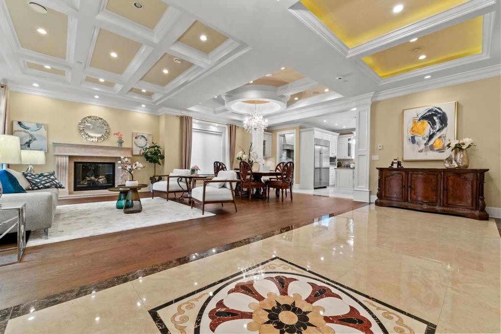 4077 13Th Avenue W, Vancouver, BC - Indoor With Fireplace