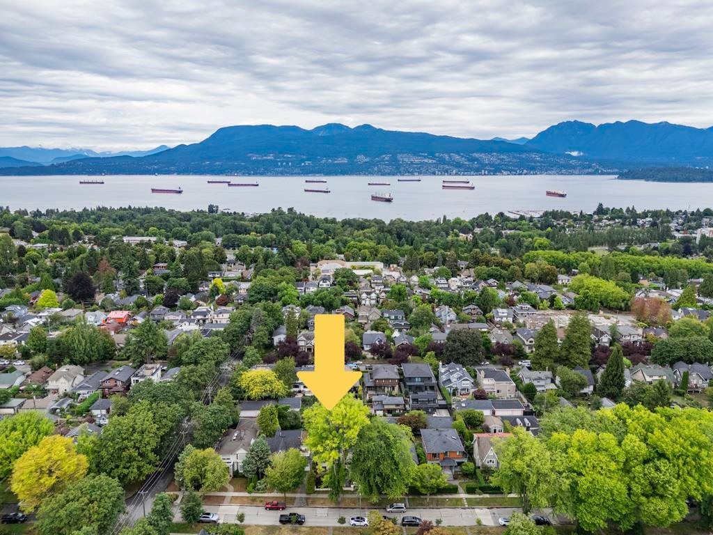 4077 13Th Avenue W, Vancouver, BC - Outdoor With Body Of Water With View