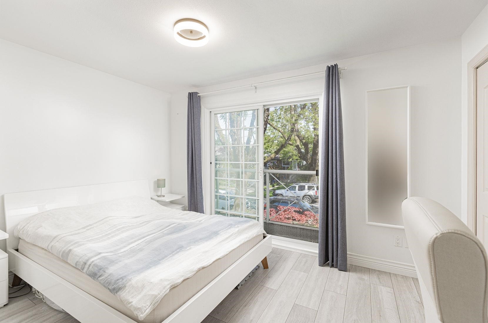 3529 Gladstone Street, Vancouver, BC - Indoor Photo Showing Bedroom
