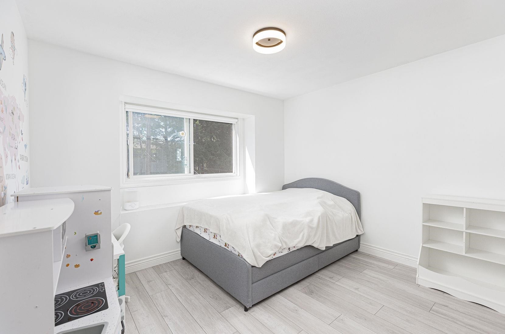 3529 Gladstone Street, Vancouver, BC - Indoor Photo Showing Bedroom