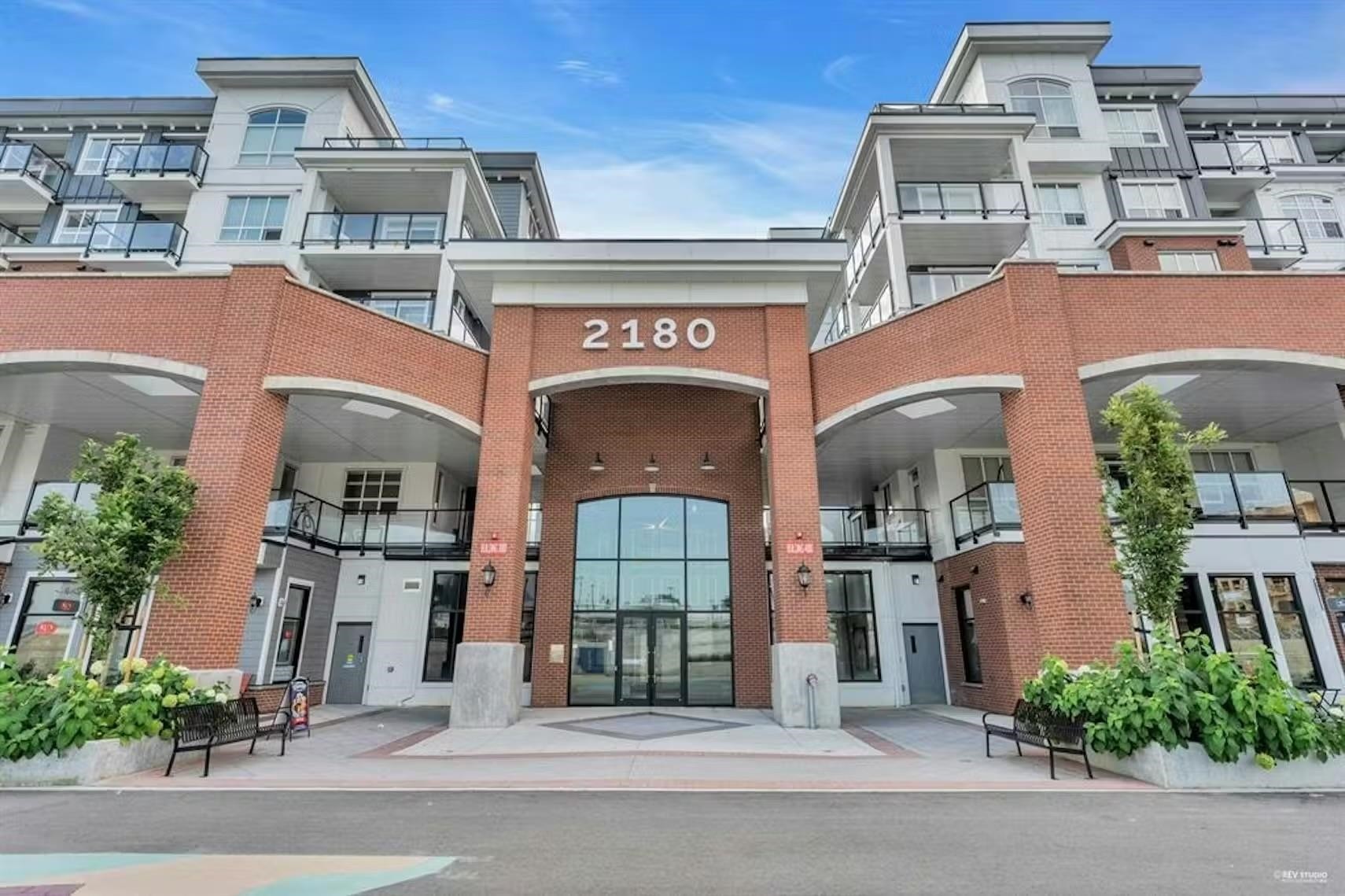 4413-2180 Kelly Avenue, Port Coquitlam, BC - Outdoor