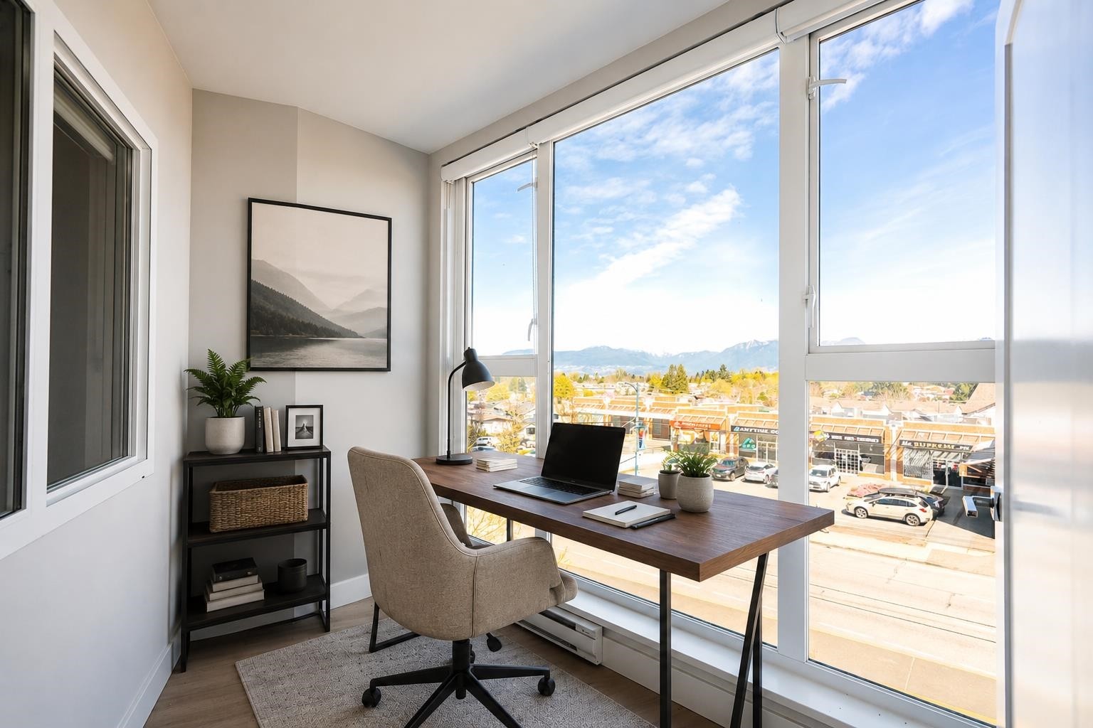307-3050 Kingsway, Vancouver, BC - Indoor Photo Showing Office