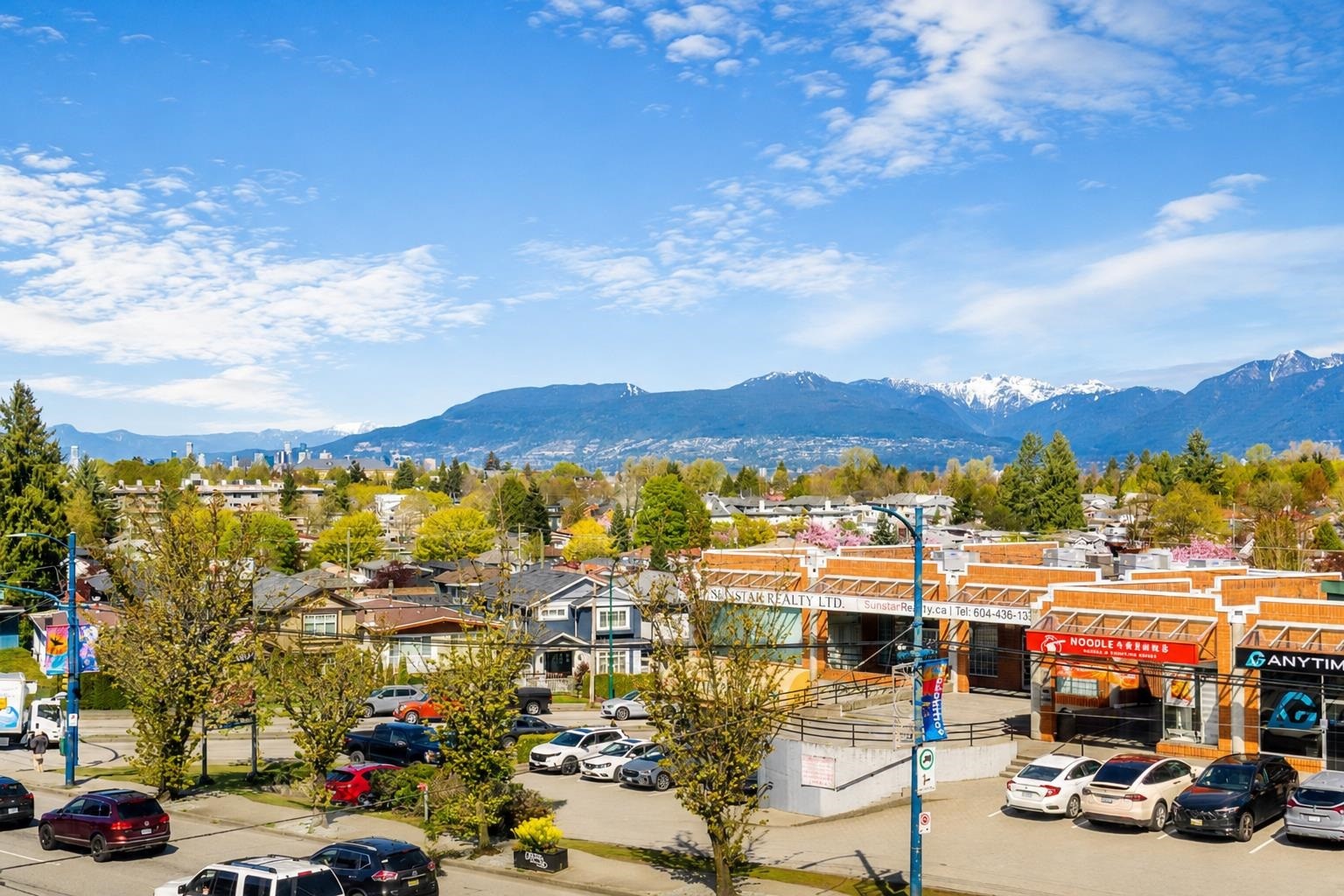 307-3050 Kingsway, Vancouver, BC - Outdoor With View