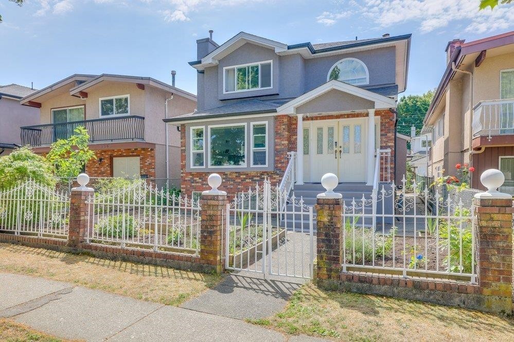2038 26Th Avenue E, Vancouver, BC - Outdoor