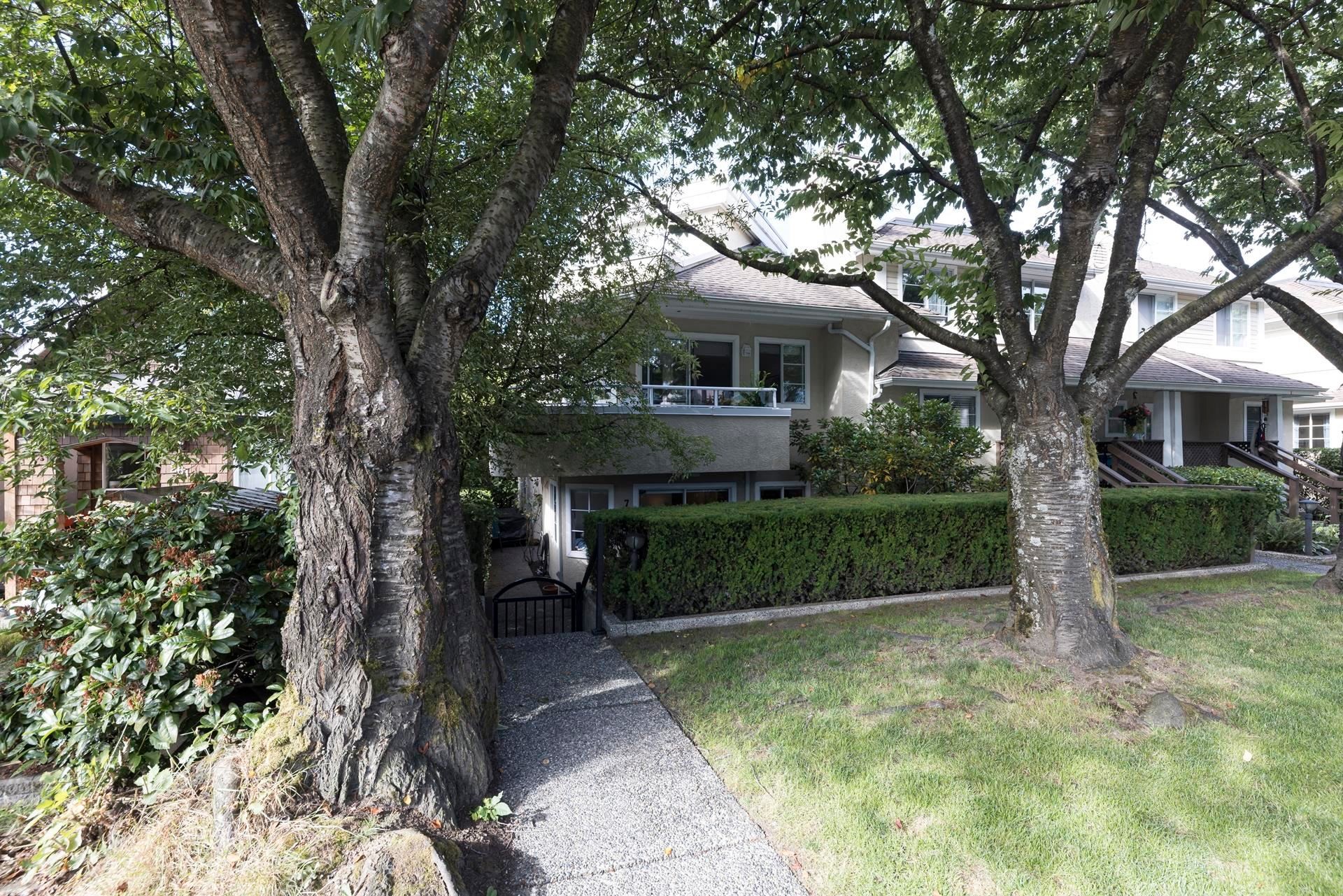 7-249 4Th Street E, North Vancouver, BC - Outdoor With Deck Patio Veranda