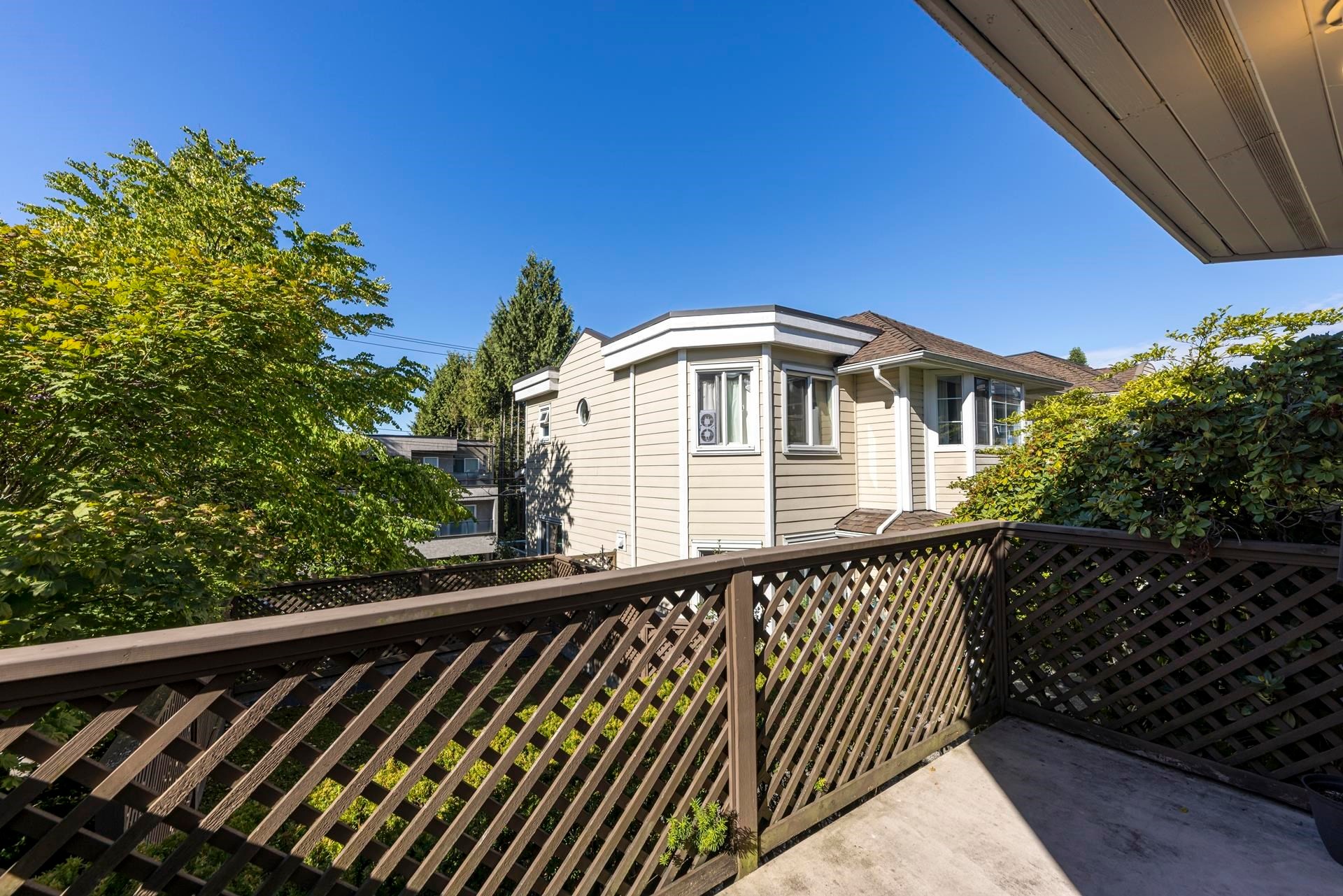 7-249 4Th Street E, North Vancouver, BC - Outdoor With Exterior