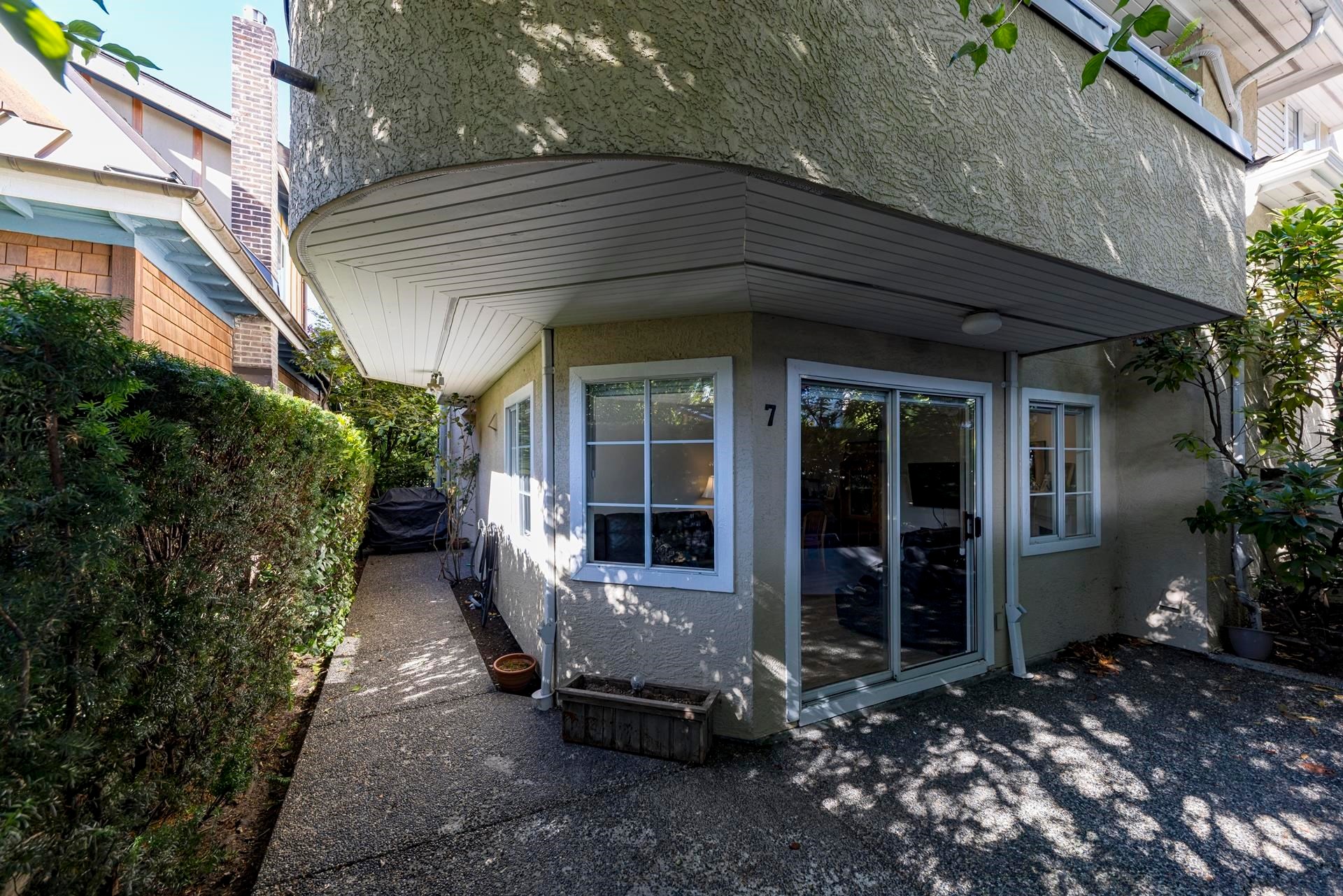 7-249 4Th Street E, North Vancouver, BC - Outdoor