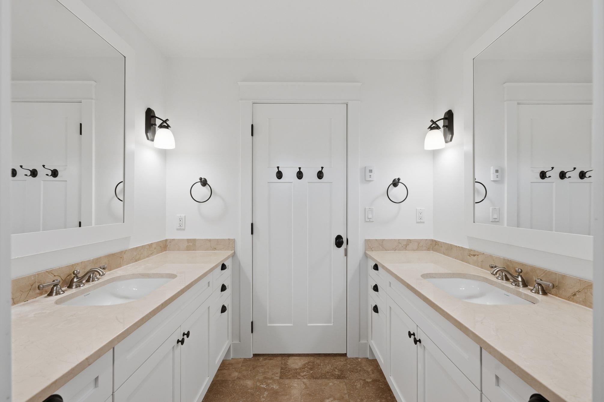 5116 1A Avenue, Delta, BC - Indoor Photo Showing Bathroom