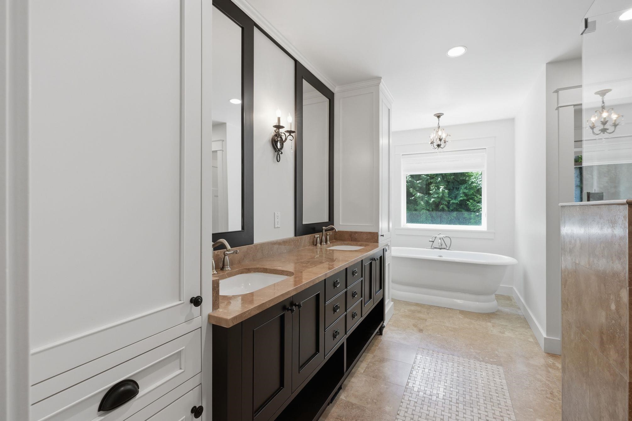 5116 1A Avenue, Delta, BC - Indoor Photo Showing Bathroom