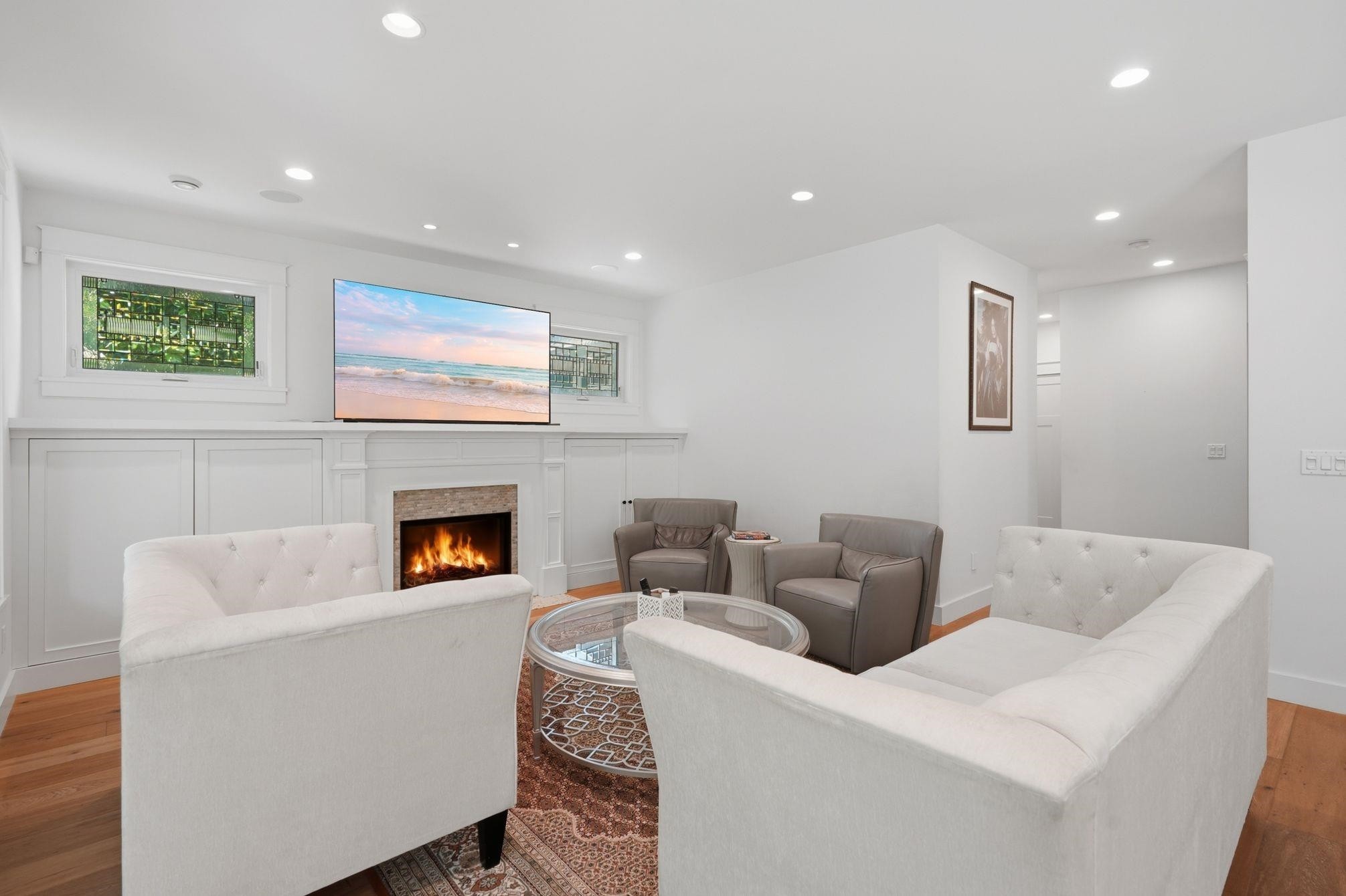 5116 1A Avenue, Delta, BC - Indoor With Fireplace