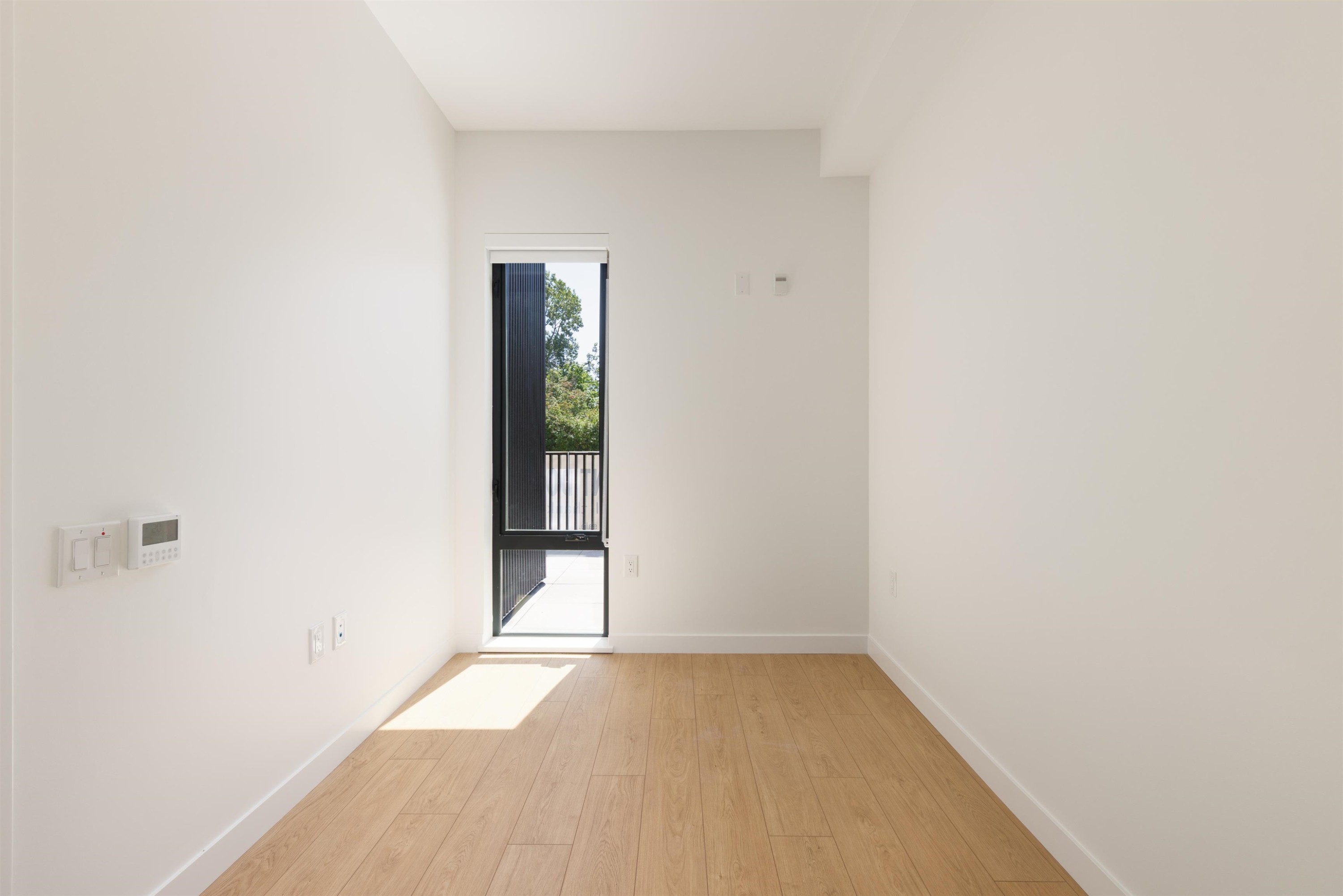 2407 Grandview Highway N, Vancouver, BC - Indoor Photo Showing Other Room