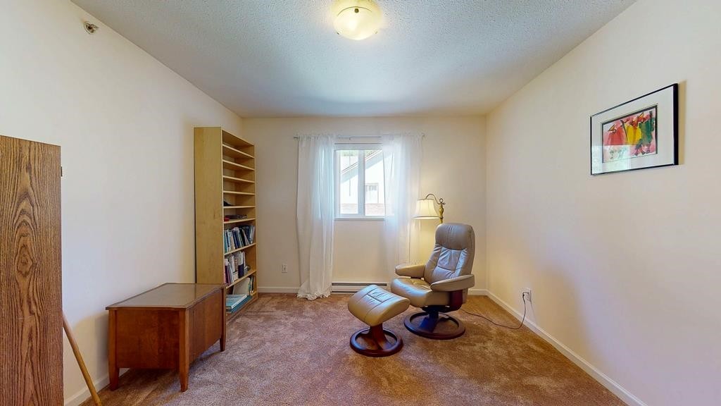 34-735 Park Road, Gibsons, BC - Indoor