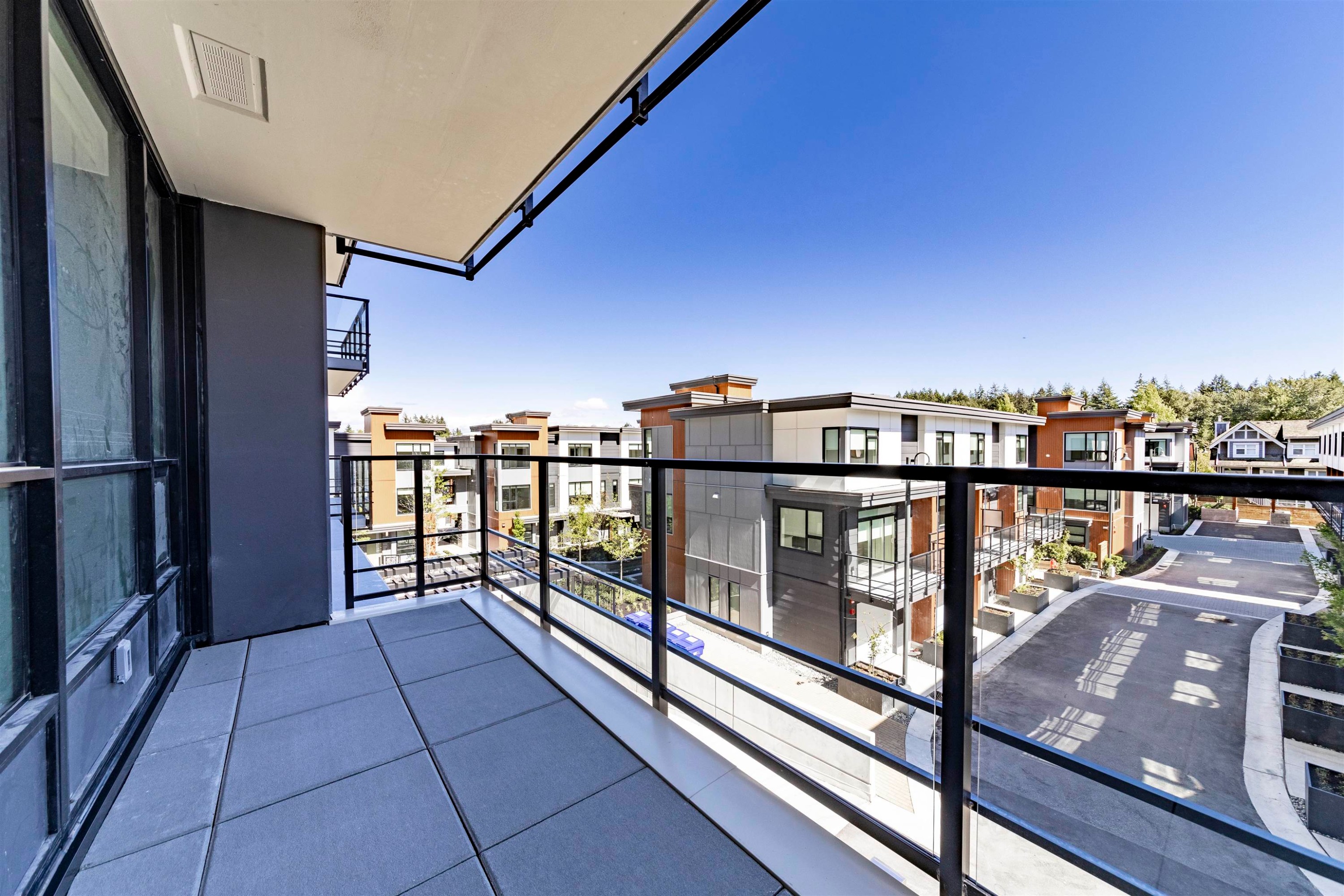 301-5380 Crooked Branch Road, Vancouver, BC - Outdoor With Exterior