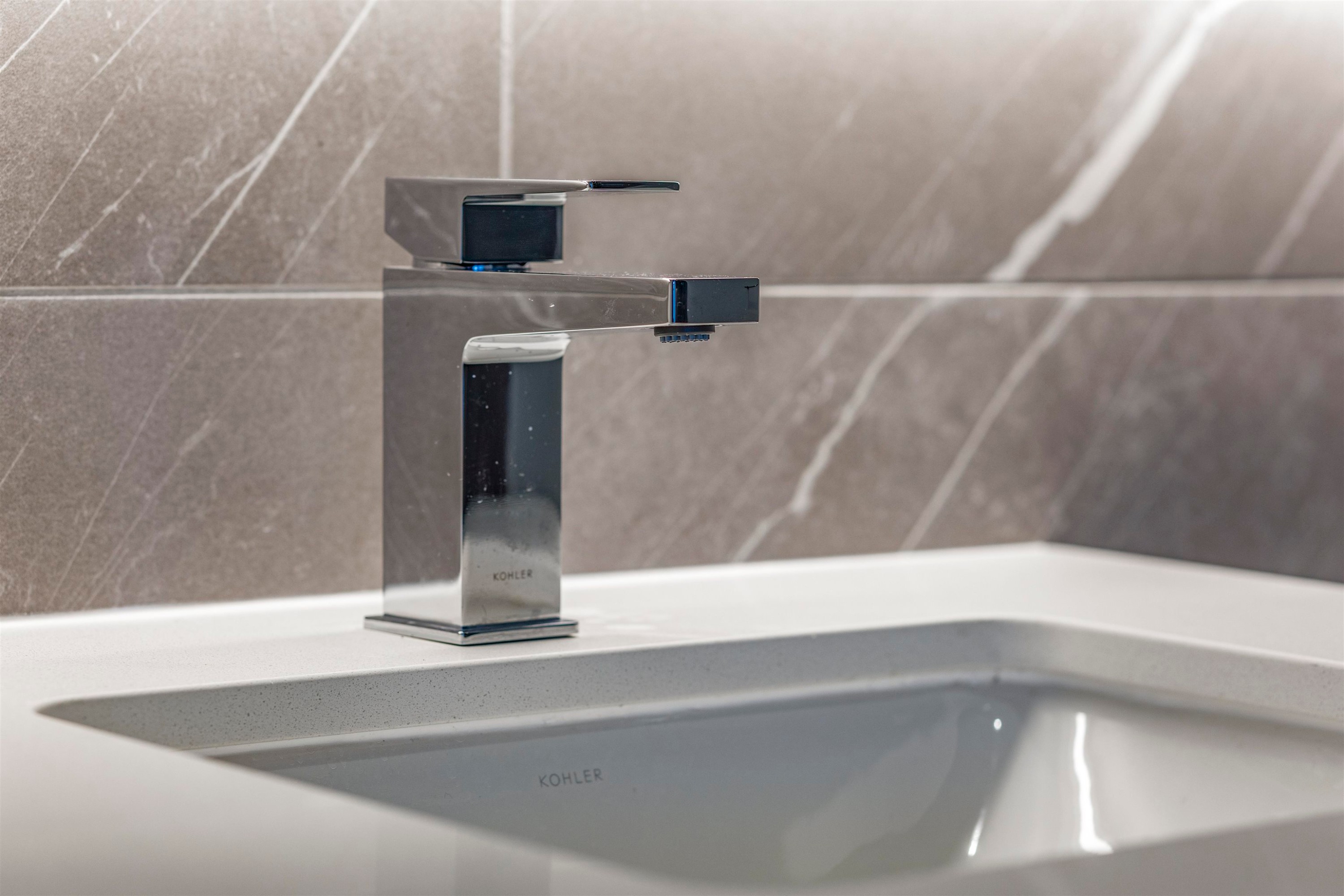 301-5380 Crooked Branch Road, Vancouver, BC - Indoor Photo Showing Bathroom