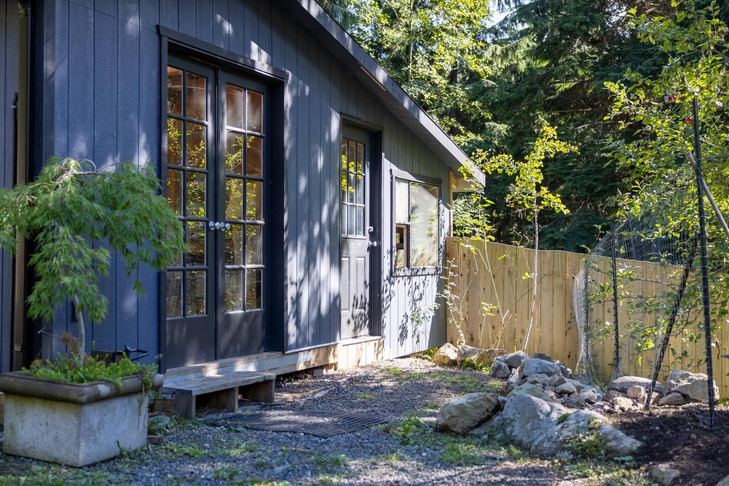 1302 Adams Road, Bowen Island, BC - Outdoor