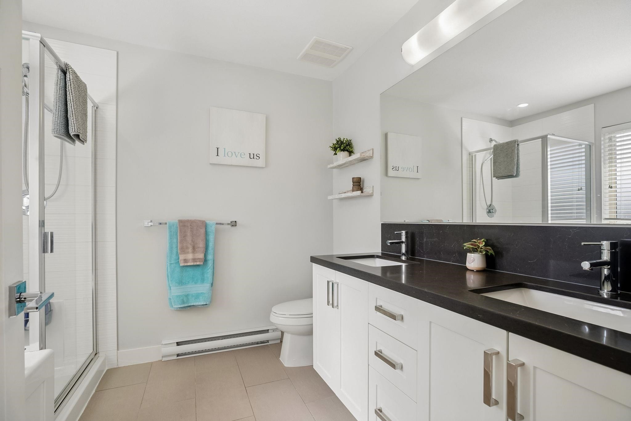 152-11305 240 Street, Maple Ridge, BC - Indoor Photo Showing Bathroom