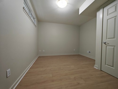 3265 Clermont Mews, Vancouver, BC 