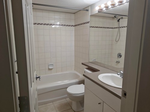 3265 Clermont Mews, Vancouver, BC 