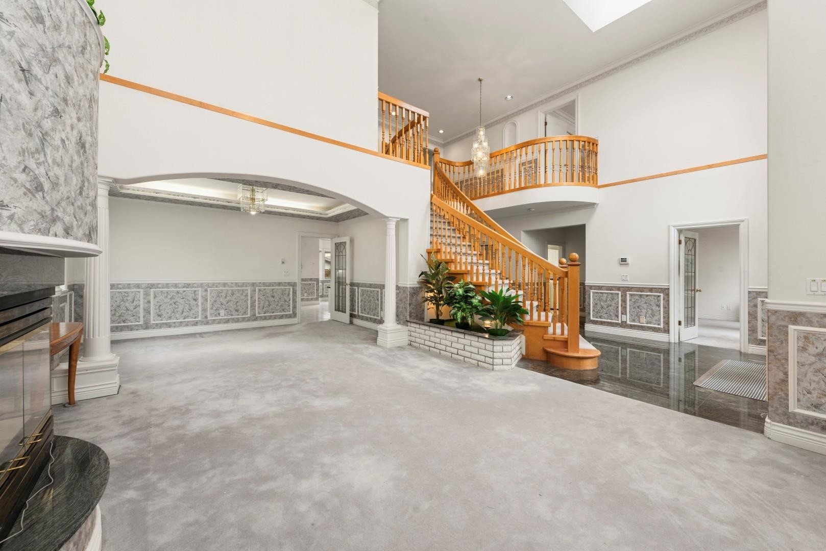 7471 Ledway Road, Richmond, BC - Indoor Photo Showing Other Room With Fireplace