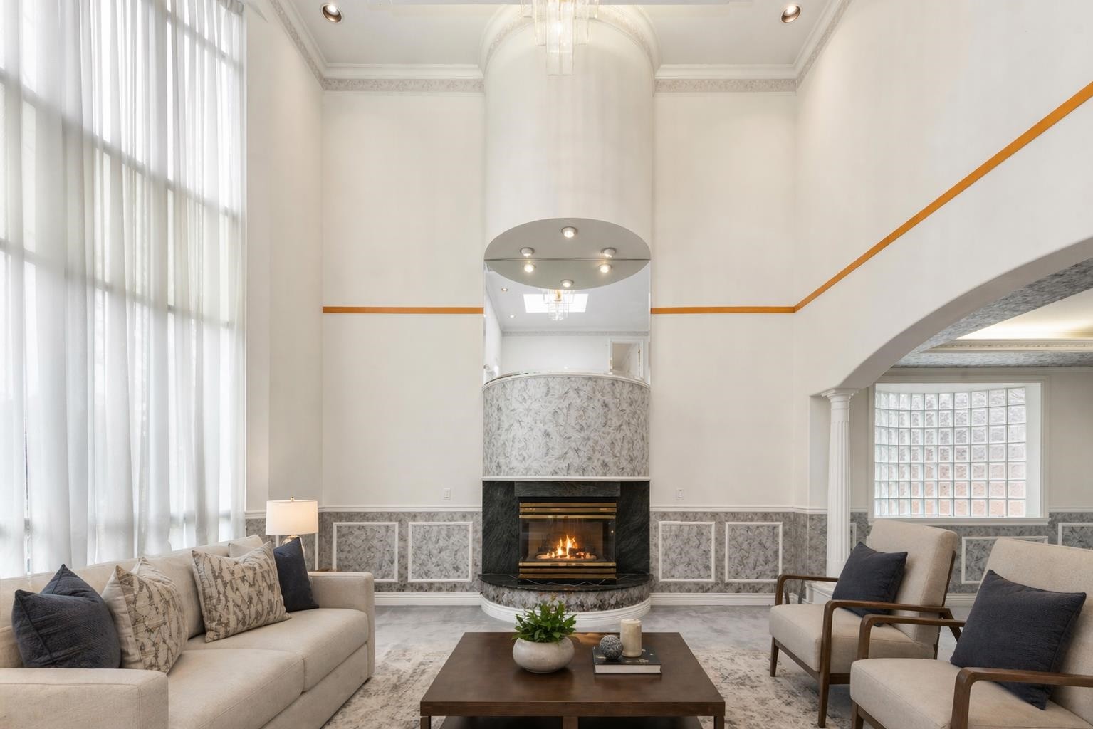 7471 Ledway Road, Richmond, BC - Indoor Photo Showing Living Room With Fireplace