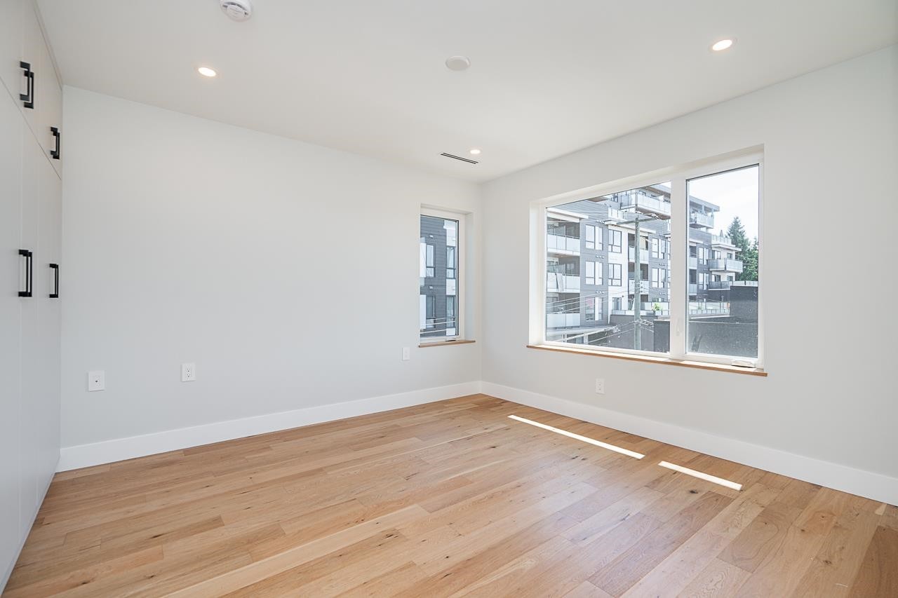 3-676 22Nd Avenue E, Vancouver, BC - Indoor Photo Showing Other Room