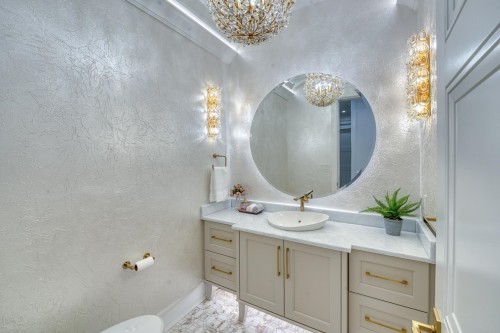 8480 Mowbray Road, Richmond, BC - Indoor Photo Showing Bathroom