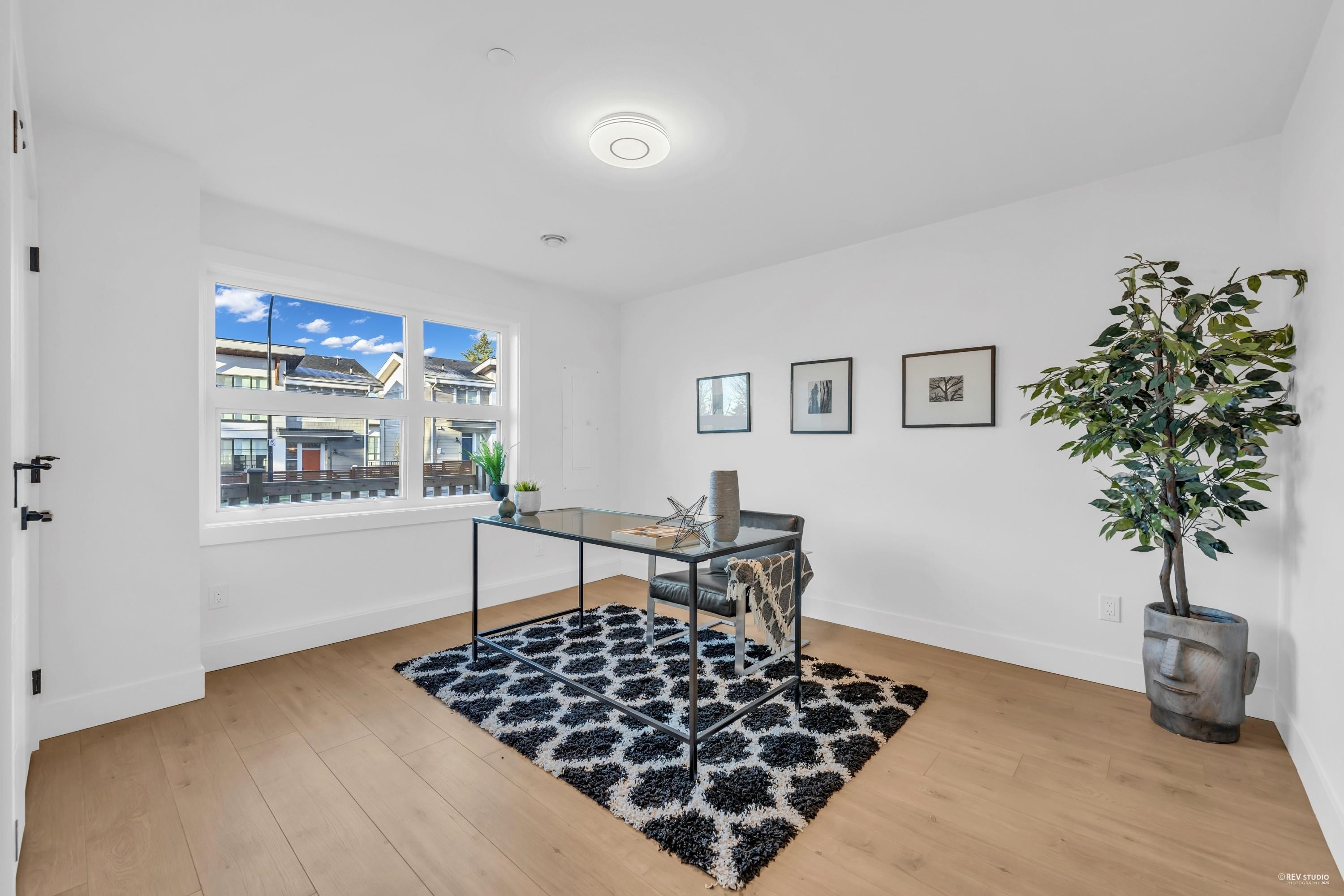 13618 232St Street, Maple Ridge, BC - Indoor