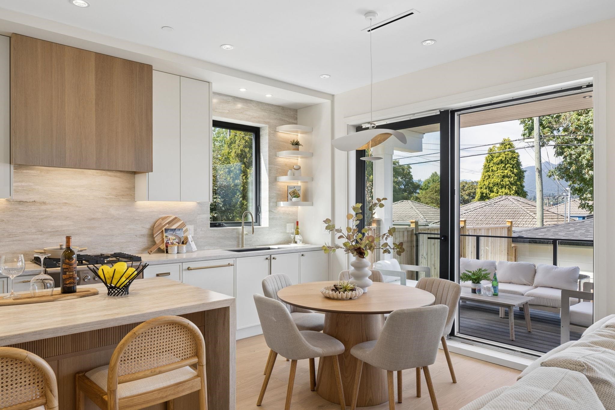 2-2815 Trinity Street, Vancouver, BC - Indoor Photo Showing Dining Room