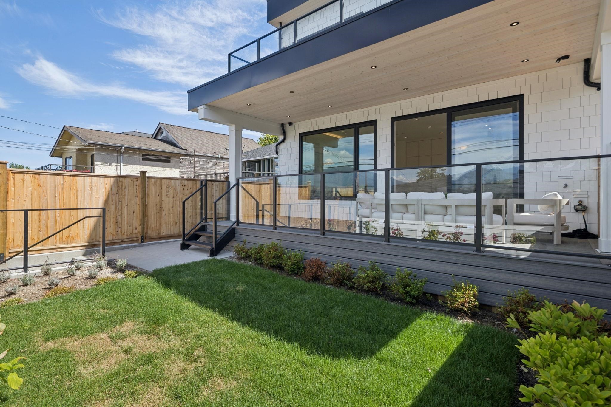 2-2815 Trinity Street, Vancouver, BC - Outdoor With Deck Patio Veranda