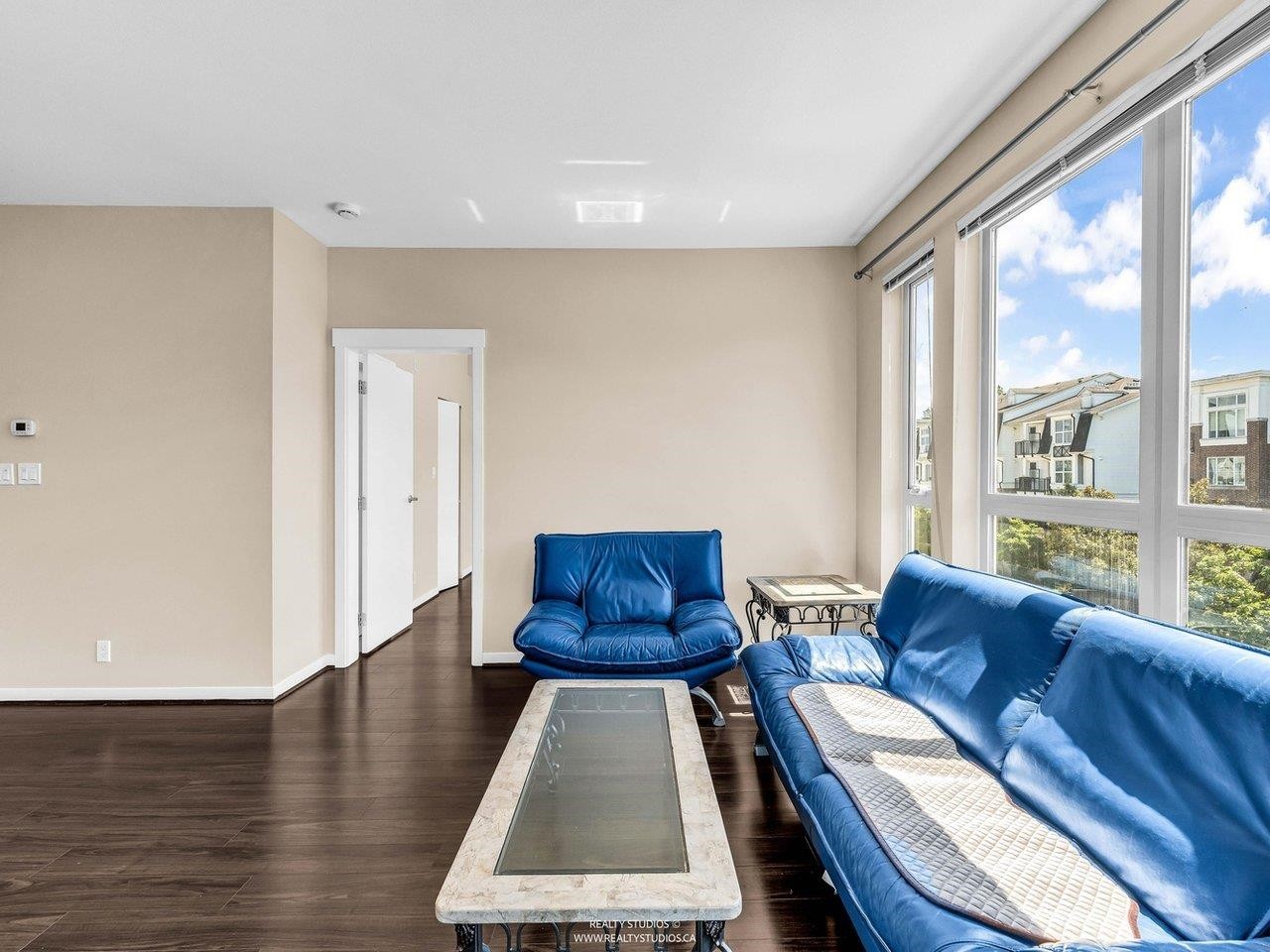392-4133 Stolberg Street, Richmond, BC - Indoor