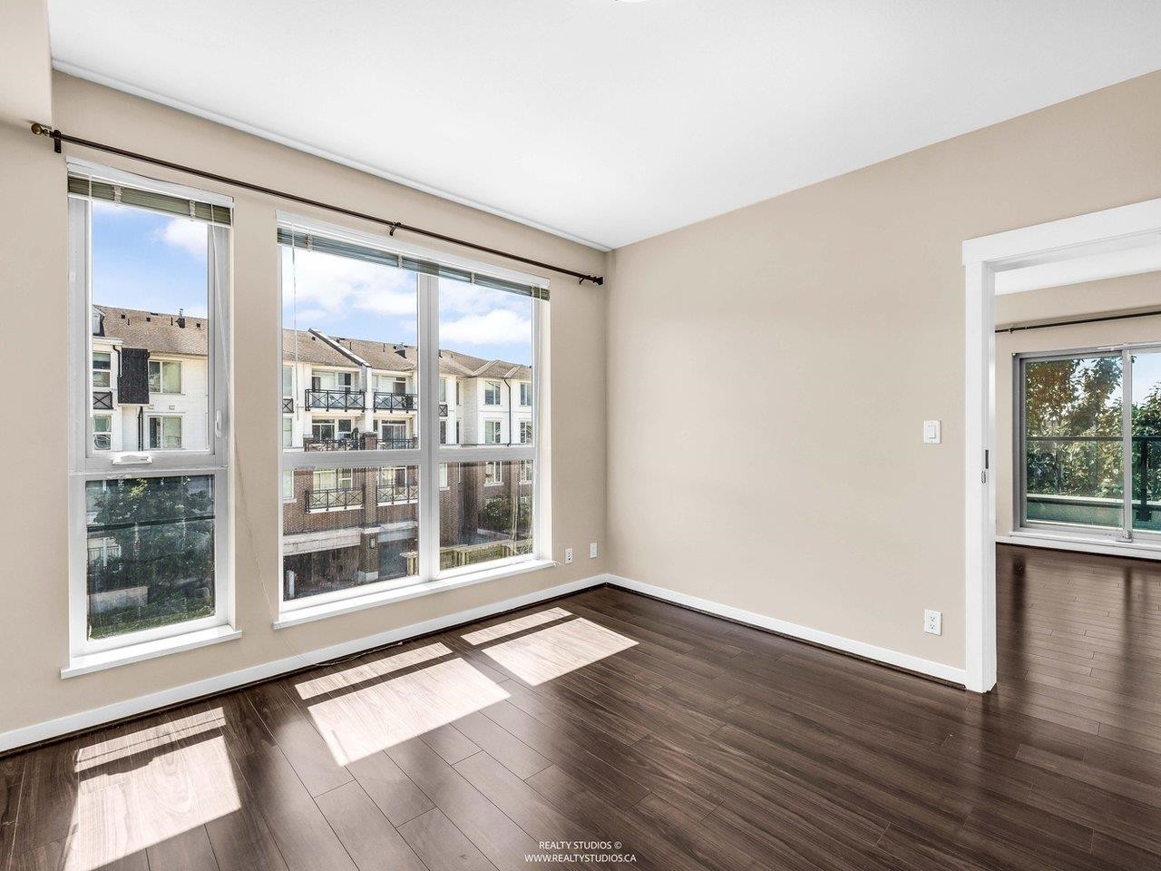 392-4133 Stolberg Street, Richmond, BC - Indoor Photo Showing Other Room
