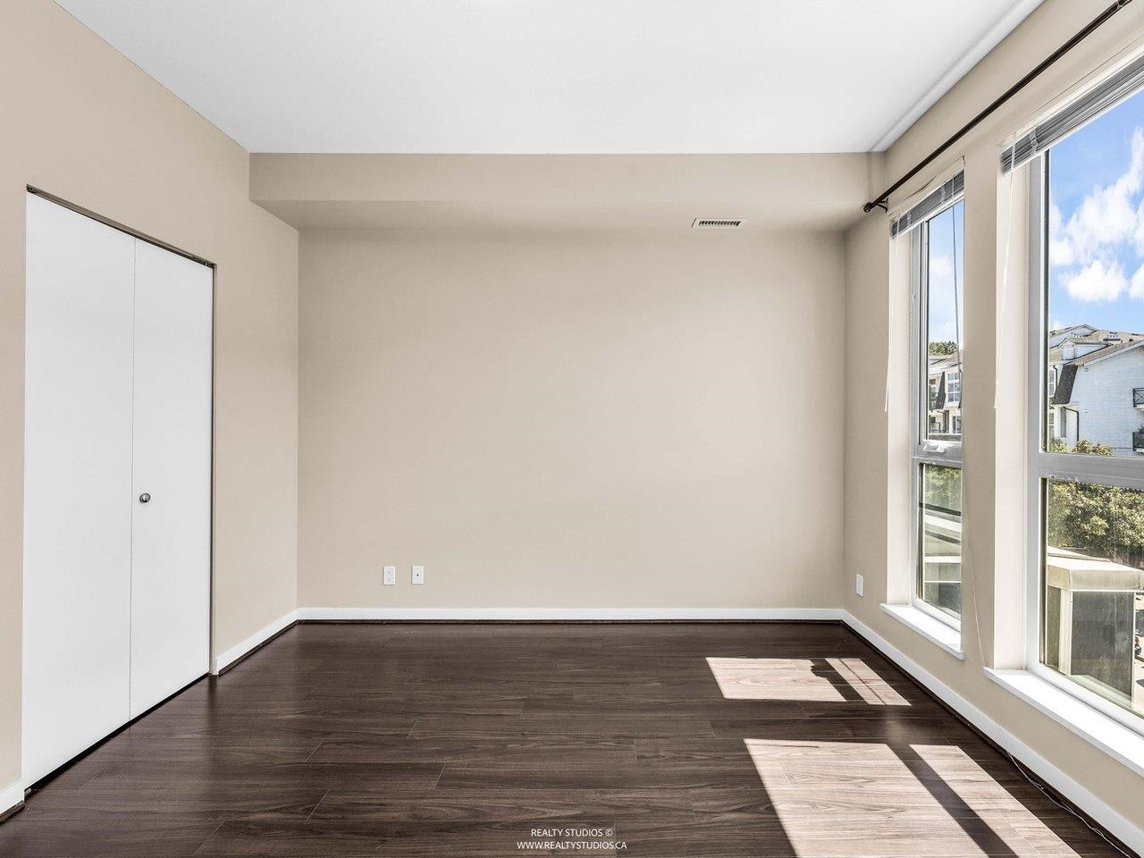 392-4133 Stolberg Street, Richmond, BC - Indoor Photo Showing Other Room