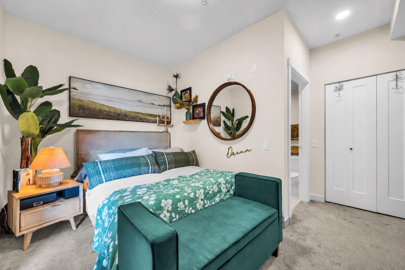 225-12109 223 Street, Maple Ridge, BC - Indoor Photo Showing Bedroom