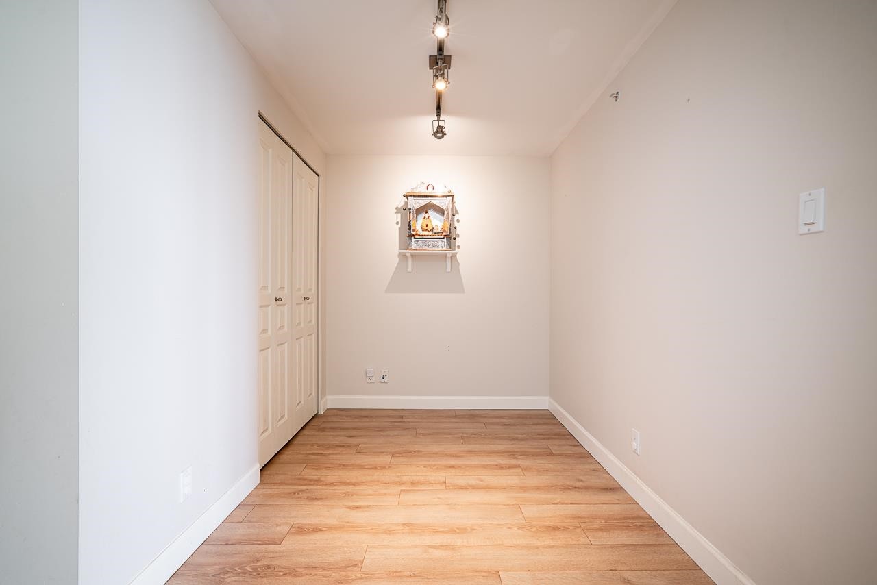 501-9298 University Crescent, Burnaby, BC