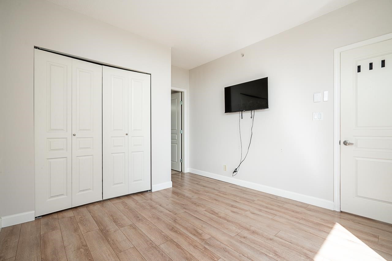 501-9298 University Crescent, Burnaby, BC
