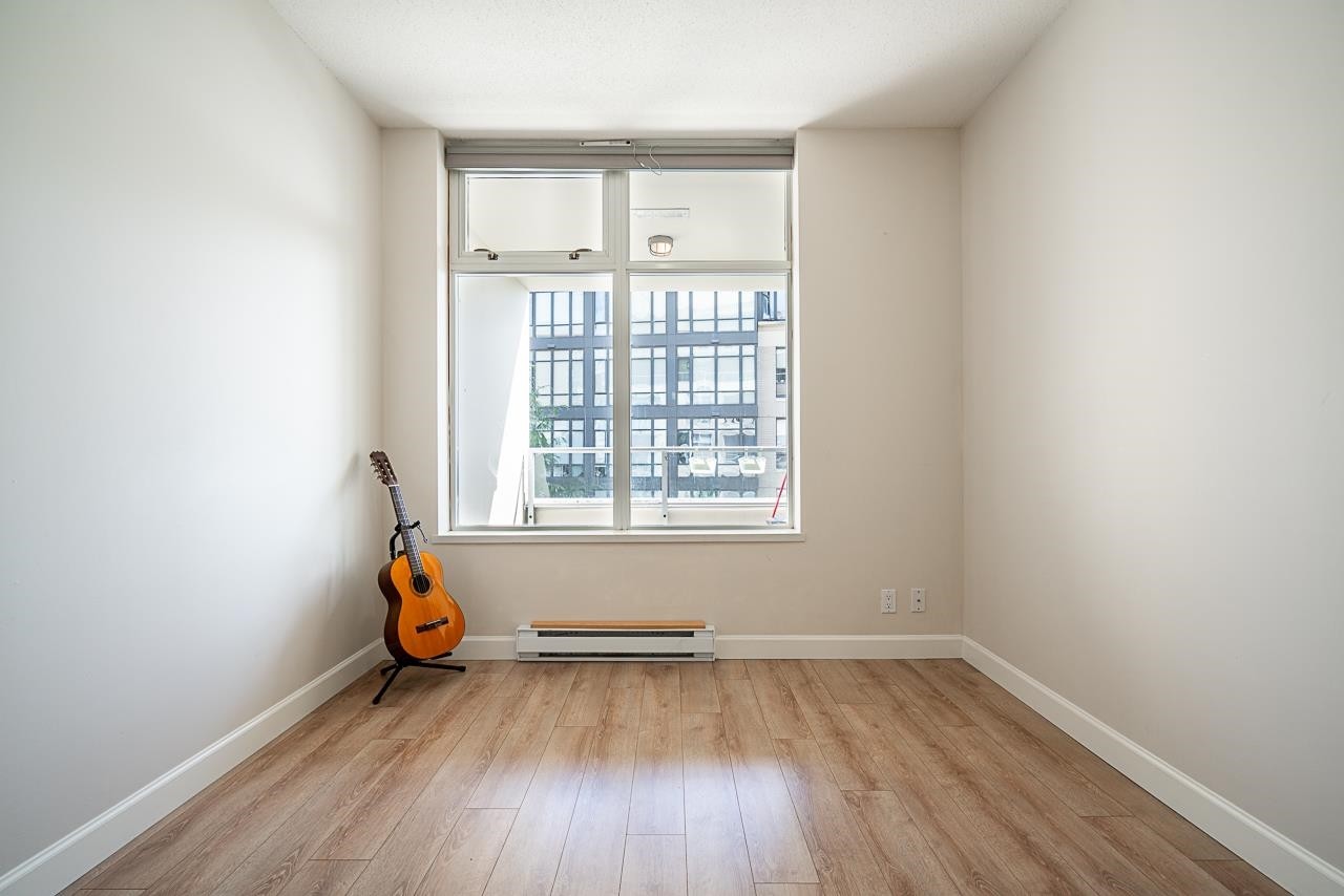 501-9298 University Crescent, Burnaby, BC