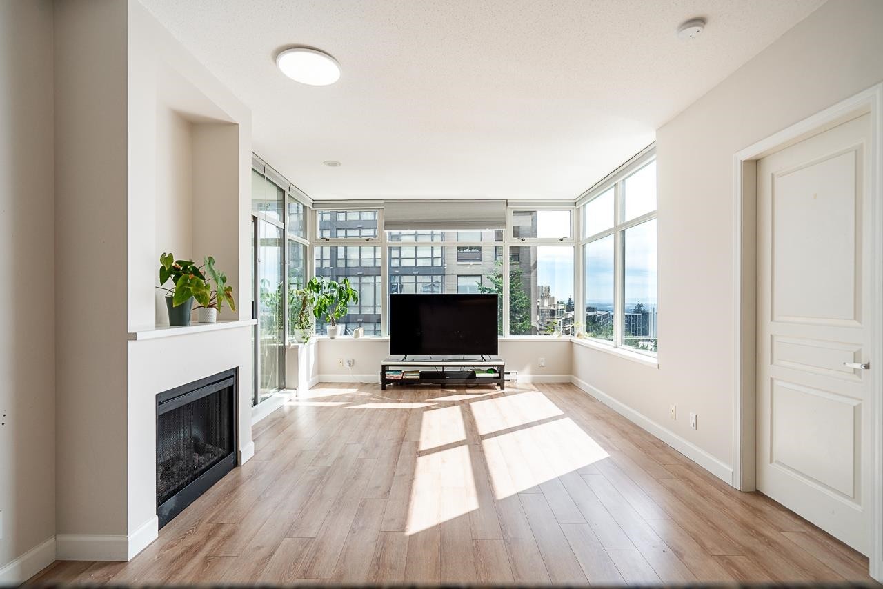 501-9298 University Crescent, Burnaby, BC