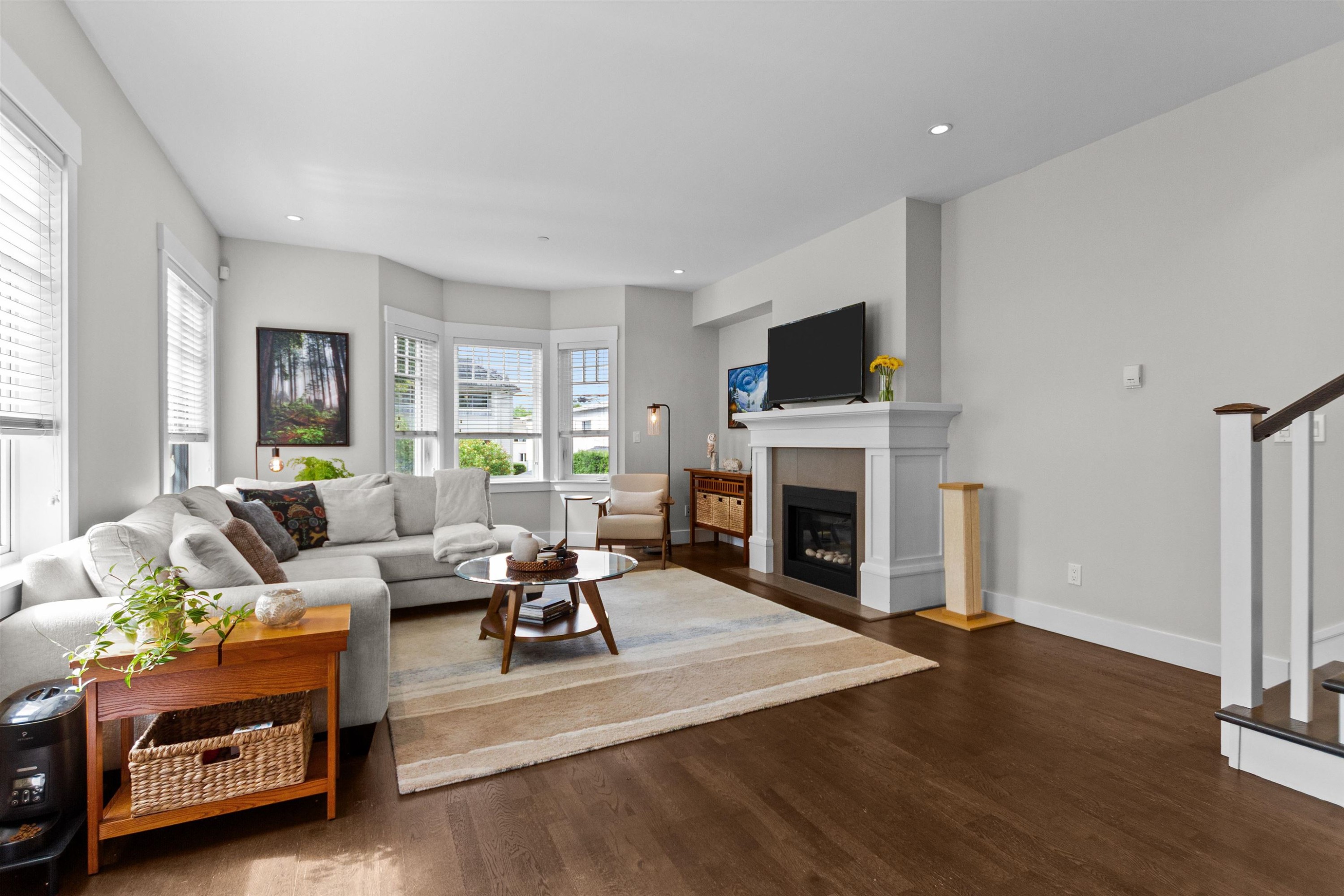 2416 8Th Avenue W, Vancouver, BC - Indoor Photo Showing Living Room With Fireplace
