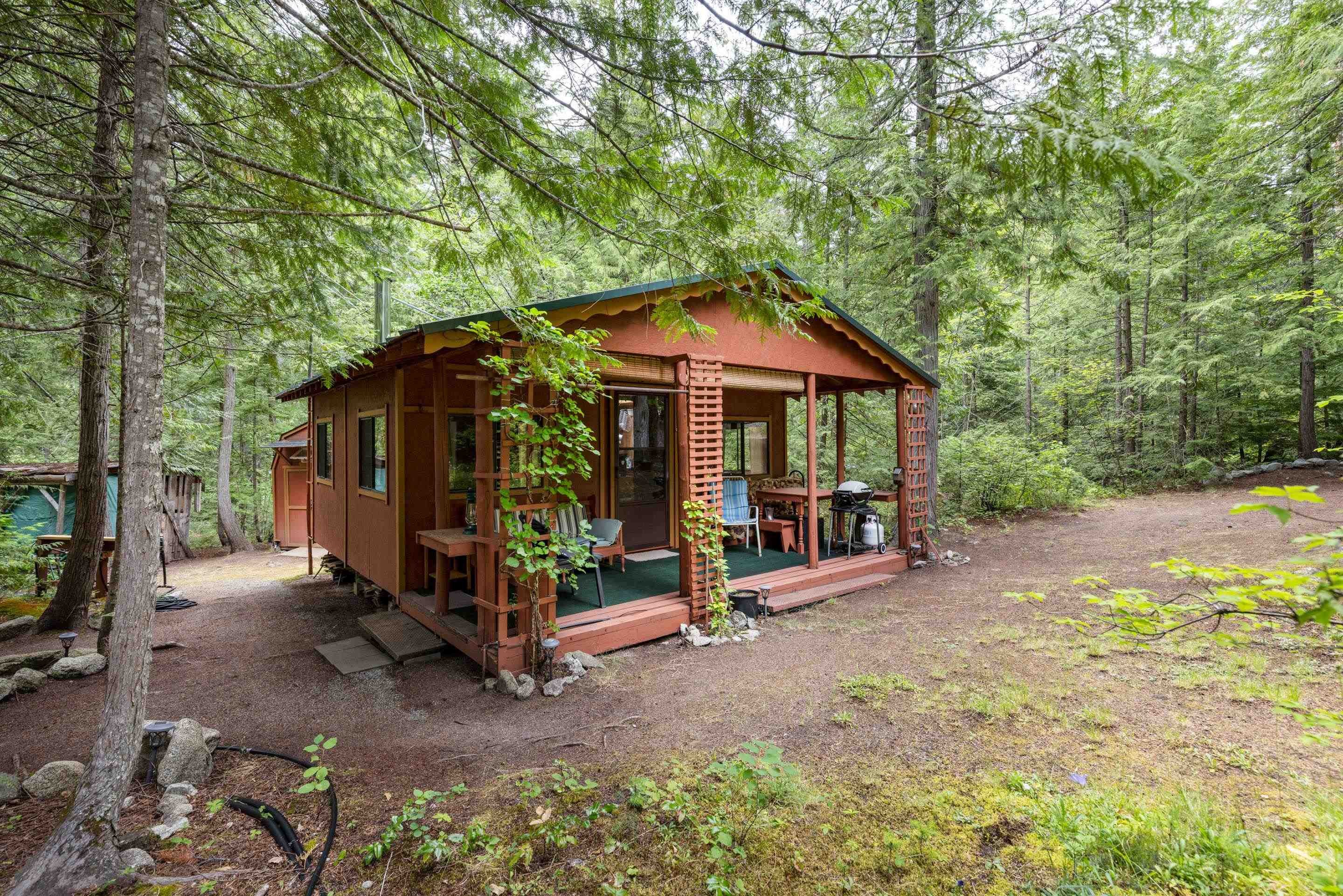 9540 Pemberton Portage Road, Pemberton, BC - Outdoor