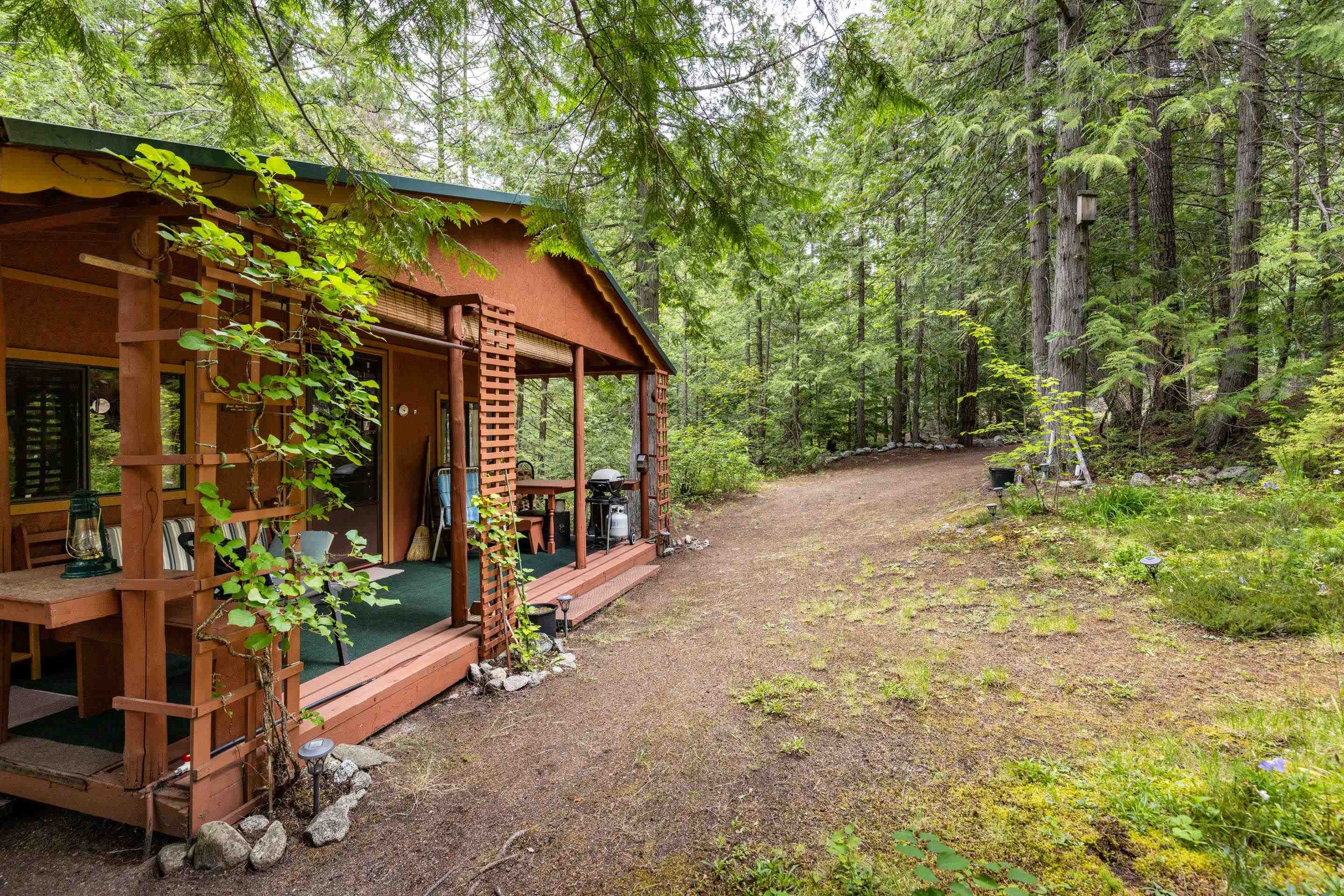 9540 Pemberton Portage Road, Pemberton, BC - Outdoor
