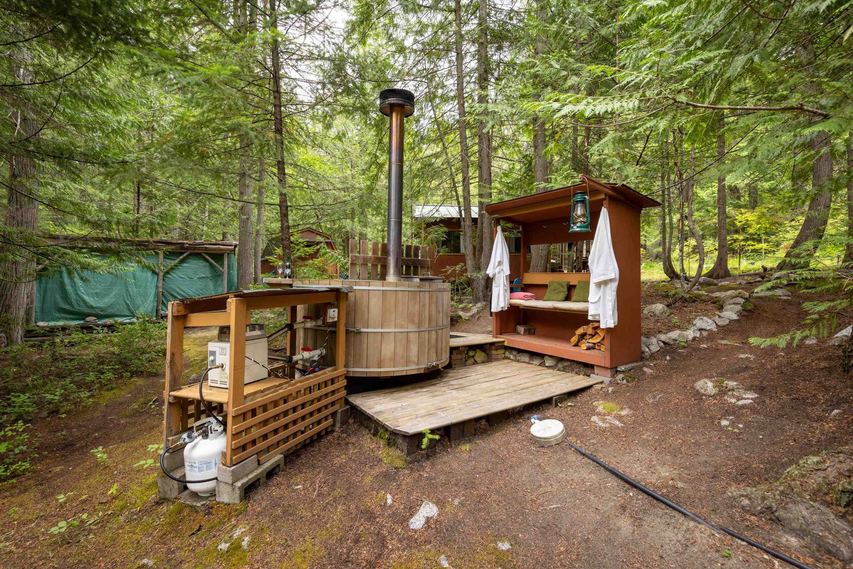 9540 Pemberton Portage Road, Pemberton, BC - Outdoor