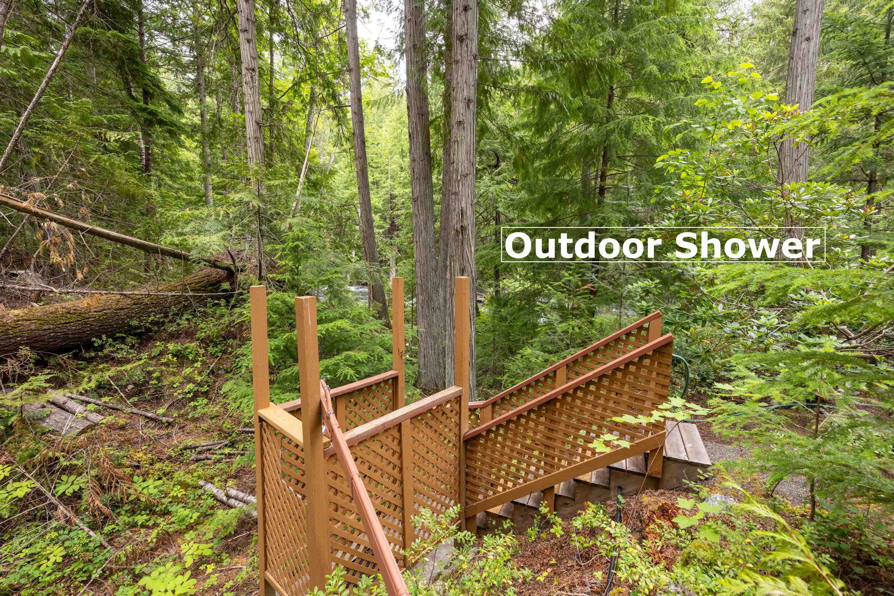 9540 Pemberton Portage Road, Pemberton, BC - Outdoor