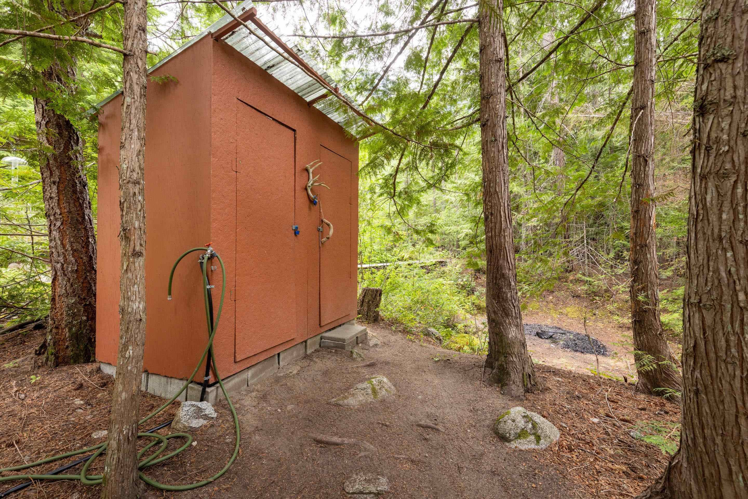 9540 Pemberton Portage Road, Pemberton, BC - Outdoor