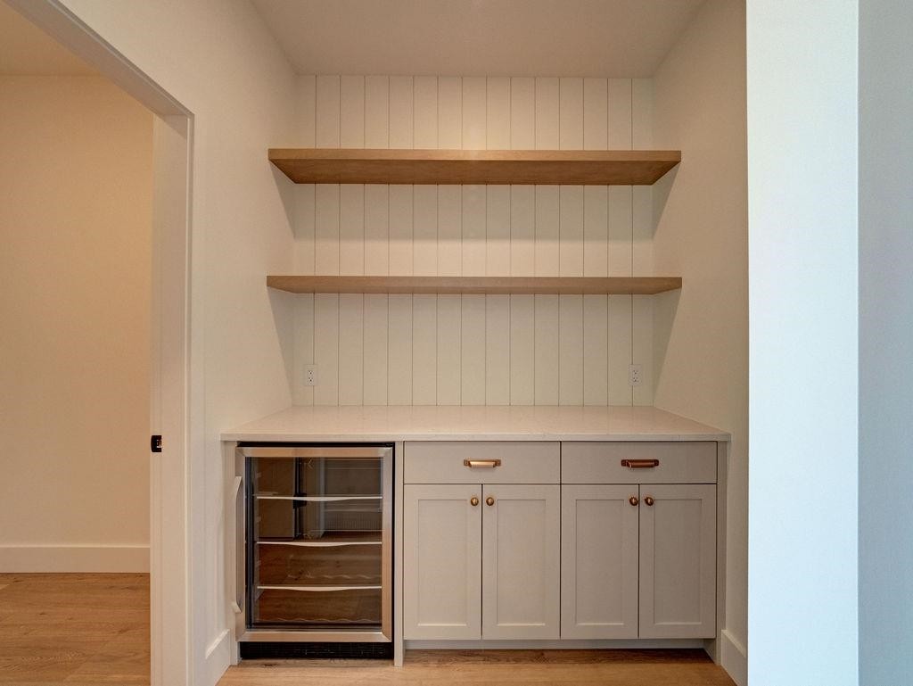 385 Solaz Place, Gibsons, BC - Indoor Photo Showing Other Room