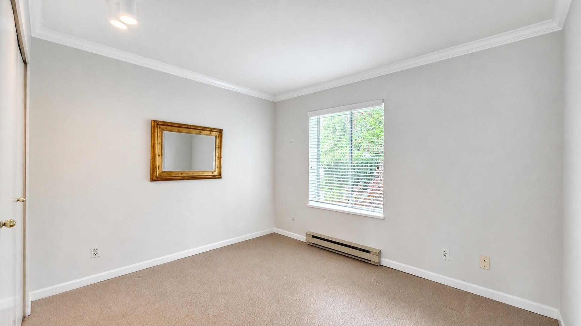 2387 Quayside Court, Vancouver, BC - Indoor Photo Showing Other Room