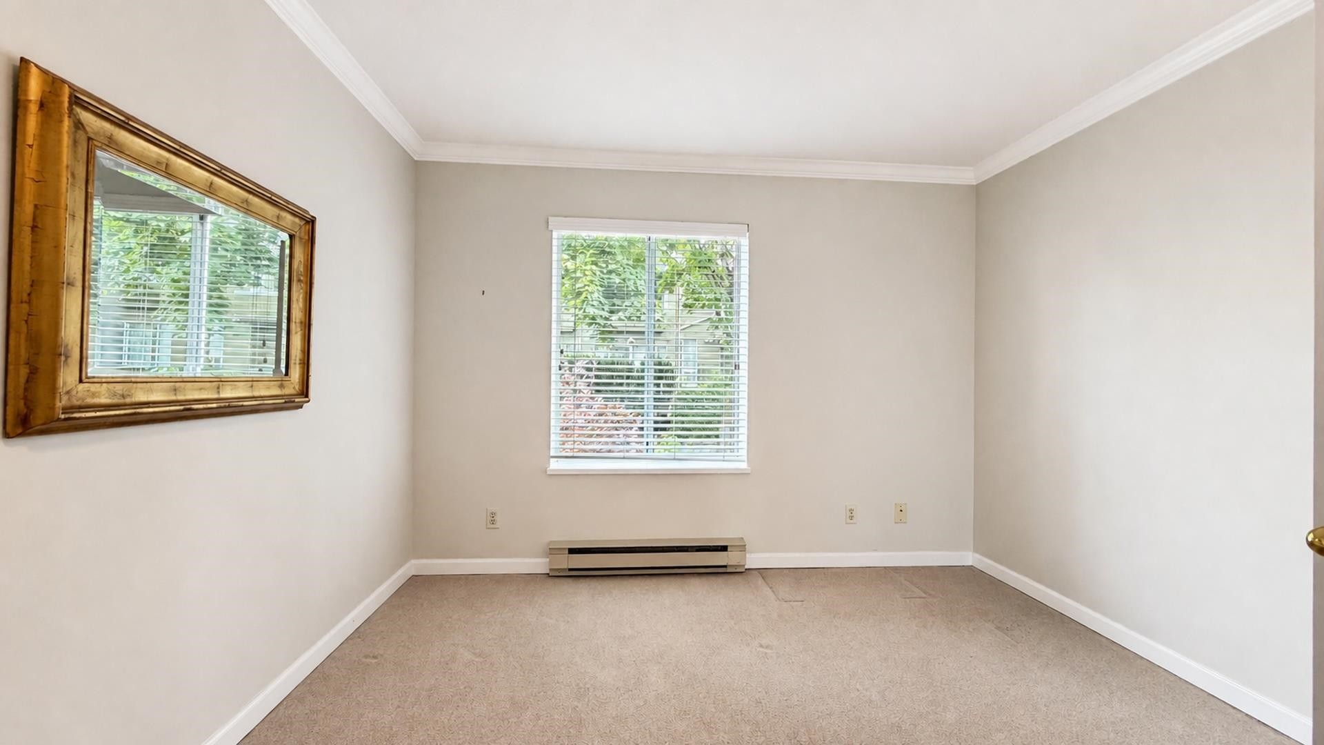 2387 Quayside Court, Vancouver, BC - Indoor Photo Showing Other Room