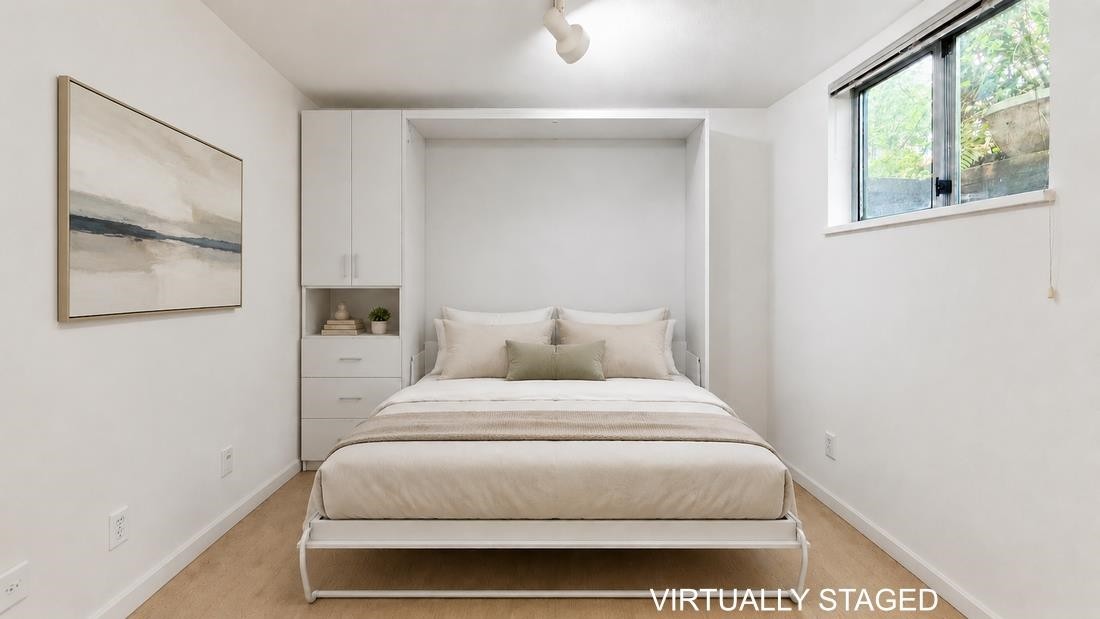 2387 Quayside Court, Vancouver, BC - Indoor Photo Showing Bedroom