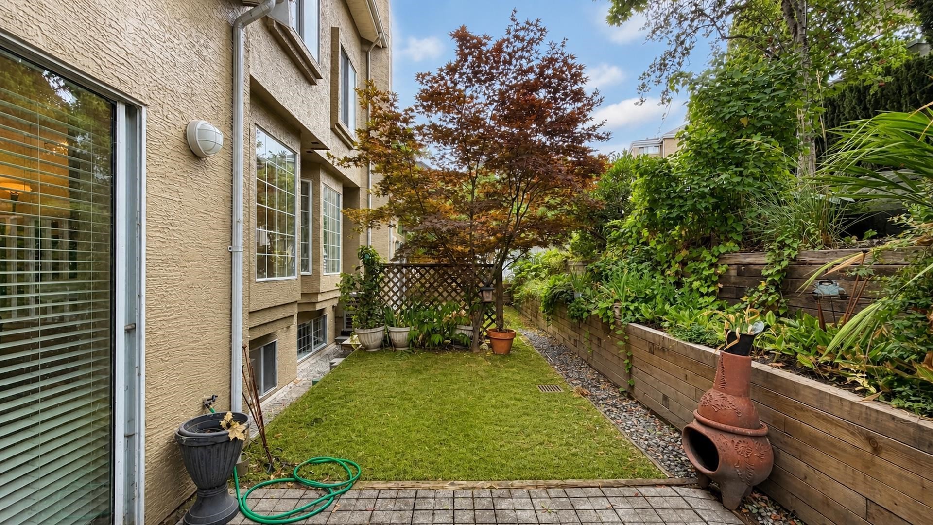 2387 Quayside Court, Vancouver, BC - Outdoor